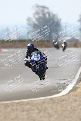 media/Sep-20-2025-TrackDaz (Sat) [[27f0cde673]]/B Group/220pm (Turn 9)/